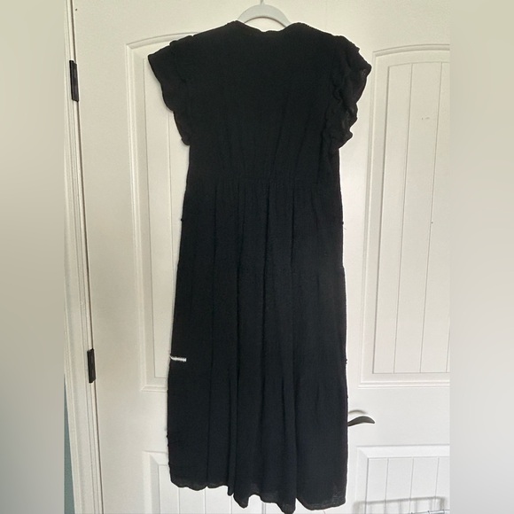 Black and ivory ruffle sleeved Maxi Sundress with V-neck - Picture 3 of 3